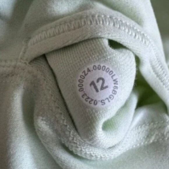 New Lululemon Align High-Rise Crop 23" Size 12 LW6BGLS KOGR Green NWT - Picture 5 of 5